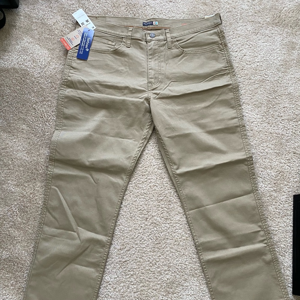 BRAND NEW Dockers pants - size 36